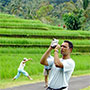  Bali VW Tour Teilnehmer in den Reisfeldern 